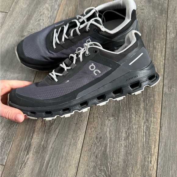 On Running Black and Gray Sneakers - Picture 9 of 13